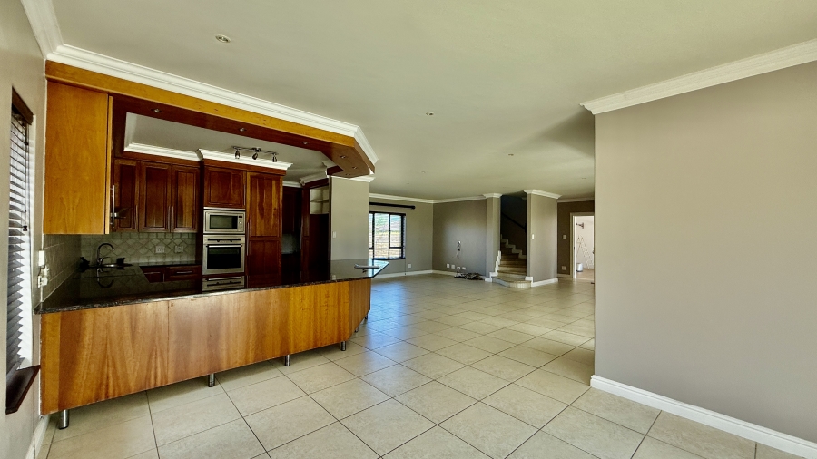 3 Bedroom Property for Sale in Summerstrand Eastern Cape